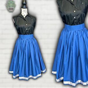 𝅺vintage 1940's Authentic German Dirndl Circle Skirt, Rockabilly Twee Small
